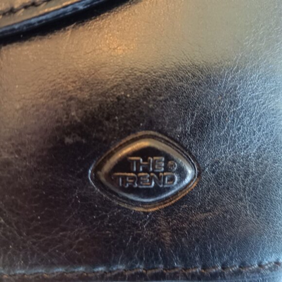 The Trend Black Crossbody - Picture 4 of 4